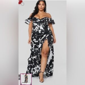 ISO Luxxel black and white floral ruffle dress